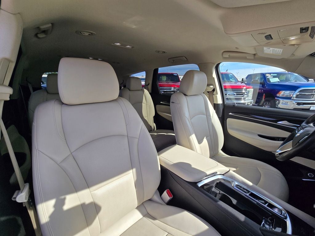 2022 Buick Enclave Essence