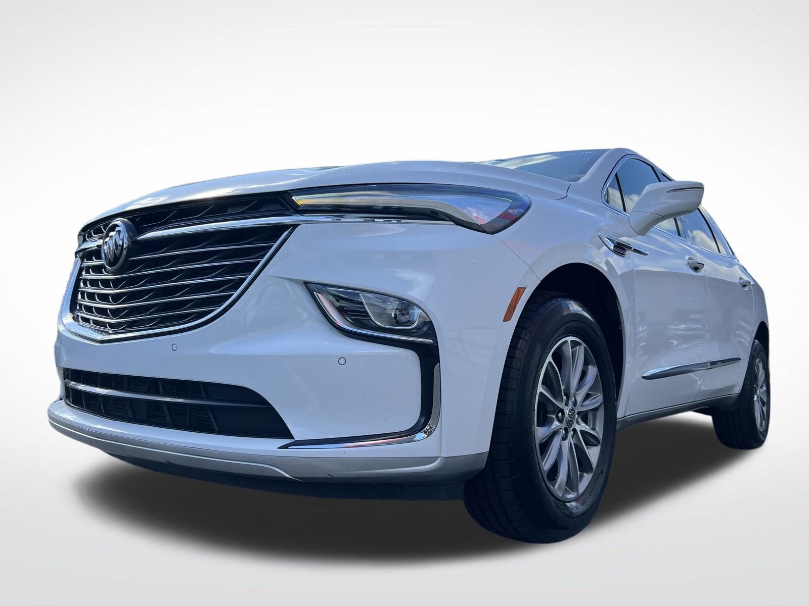 2023 Buick Enclave Essence