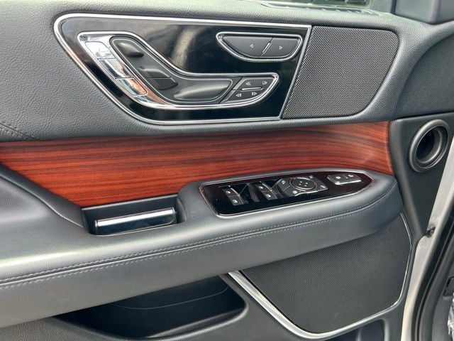 2022 Lincoln Navigator L Reserve