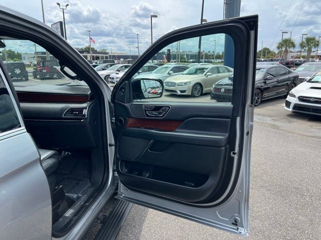 2022 Lincoln Navigator L Reserve