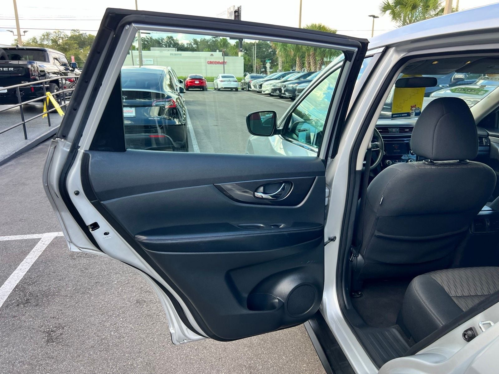 2018 Nissan Rogue S
