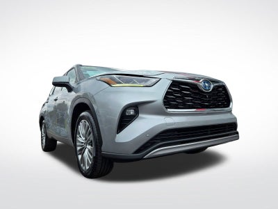 2023 Toyota Highlander Hybrid Platinum
