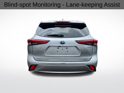 2023 Toyota Highlander Hybrid Platinum