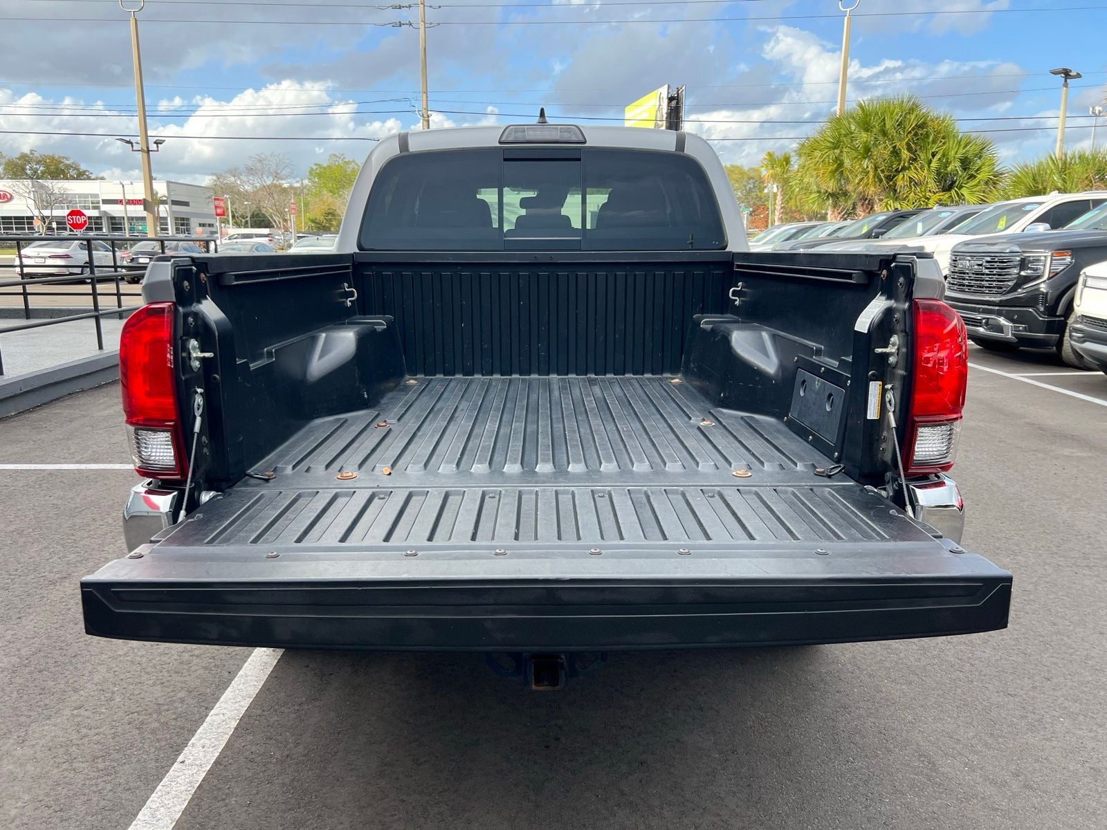 2019 Toyota Tacoma SR5 V6
