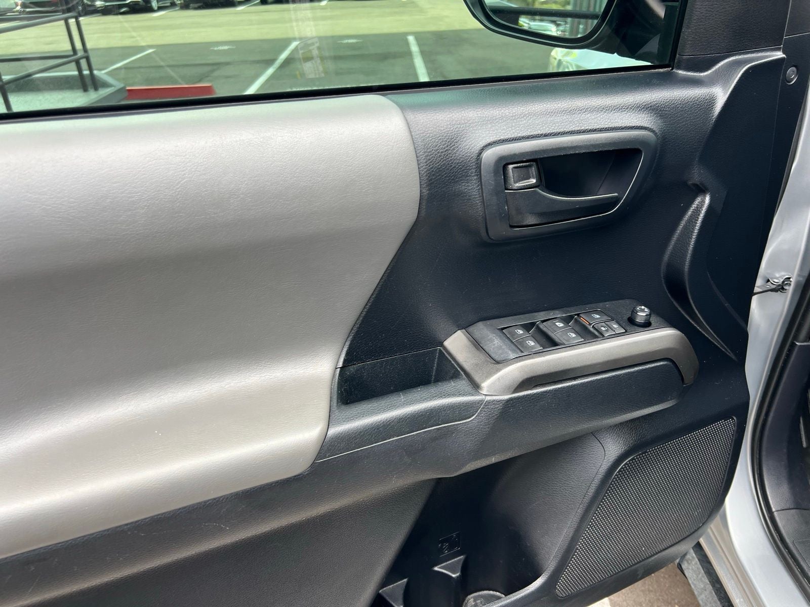 2019 Toyota Tacoma SR5 V6