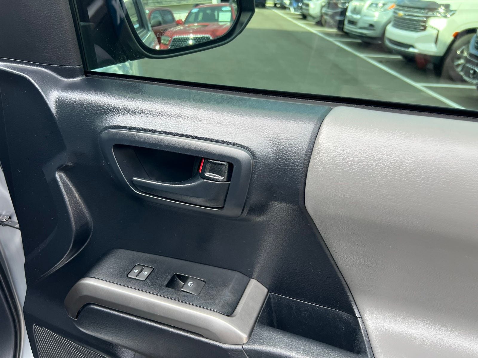 2019 Toyota Tacoma SR5 V6