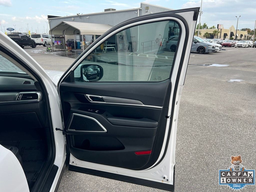 2022 Kia Telluride LX