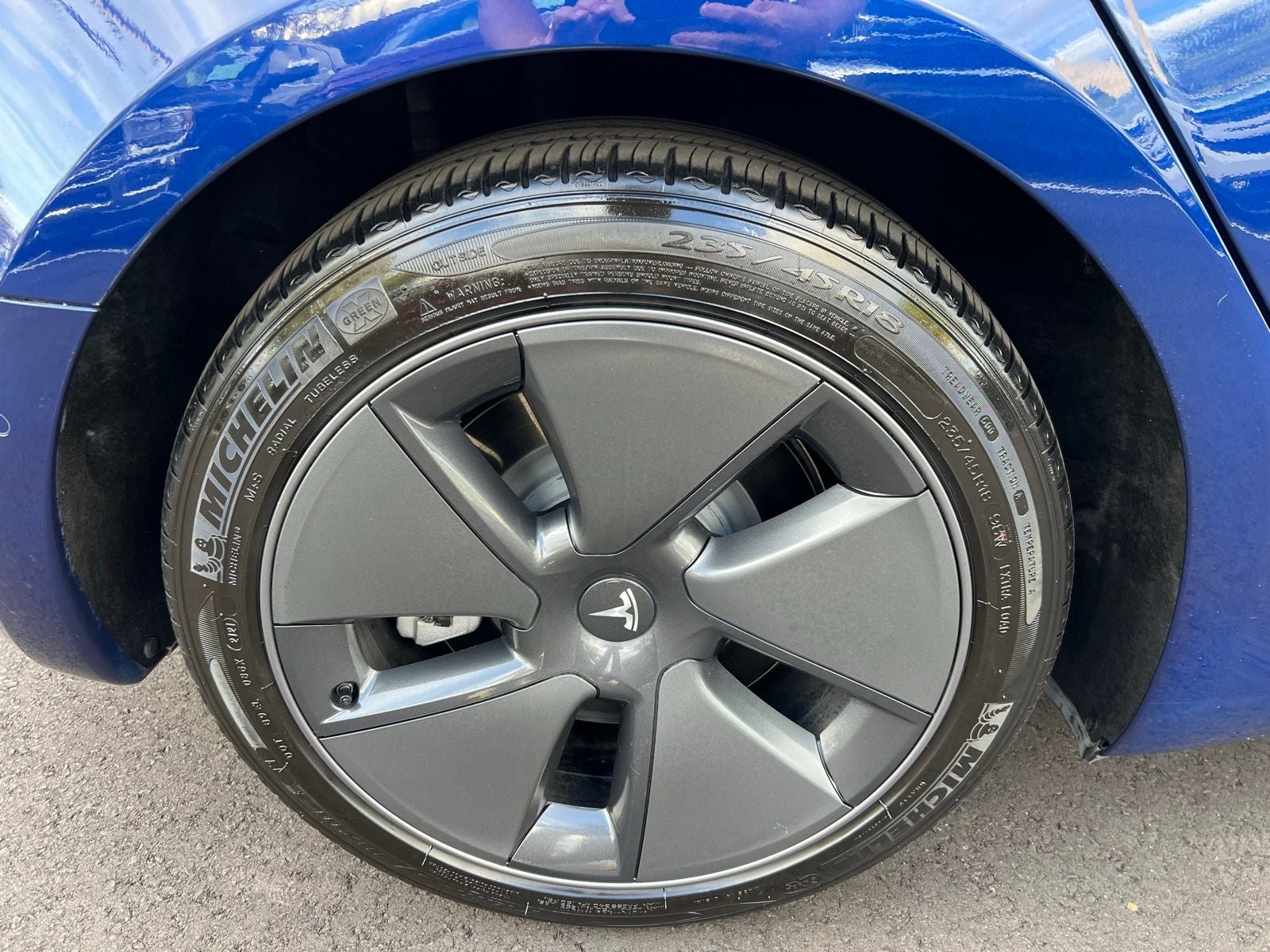 2021 Tesla Model 3 Standard Range Plus