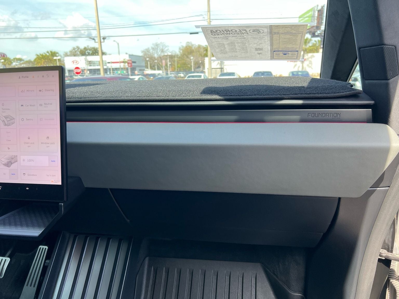 2024 Tesla Cybertruck Base