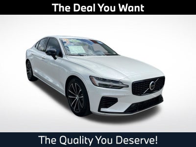 2023 Volvo S60 Recharge Plug-In Hybrid T8 Plus Dark Theme