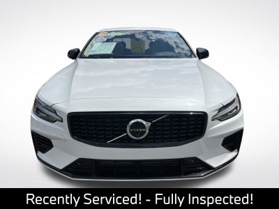 2023 Volvo S60 Recharge Plug-In Hybrid T8 Plus Dark Theme
