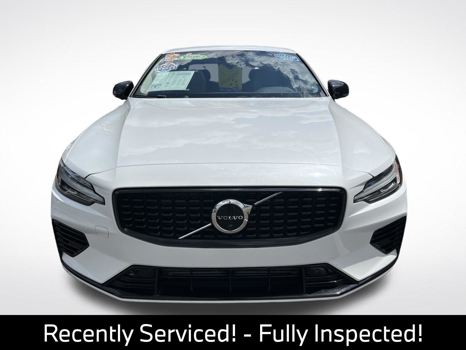 2023 Volvo S60 Recharge Plug-In Hybrid T8 Plus Dark Theme