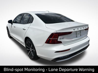 2023 Volvo S60 Recharge Plug-In Hybrid T8 Plus Dark Theme