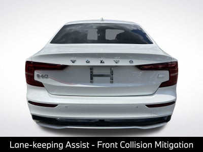 2023 Volvo S60 Recharge Plug-In Hybrid T8 Plus Dark Theme