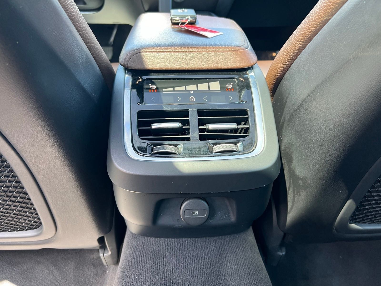 2024 Volvo S60 Ultimate