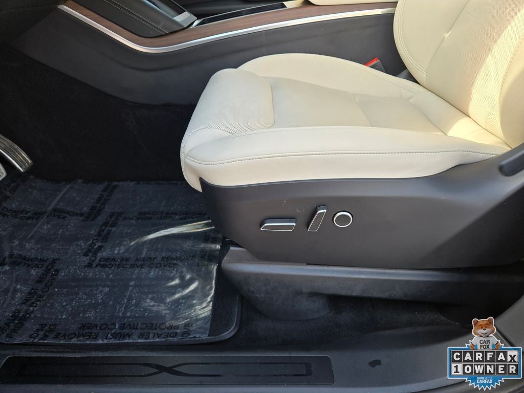 2022 Tesla Model X Base