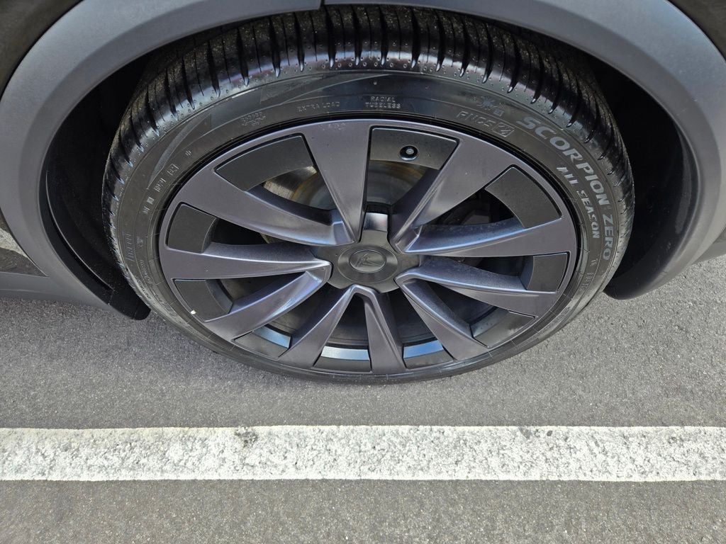 2022 Tesla Model X Base