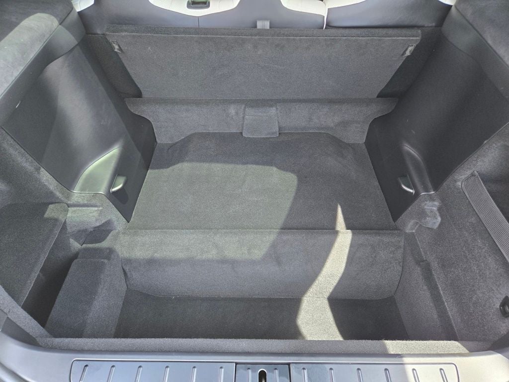 2022 Tesla Model X Base