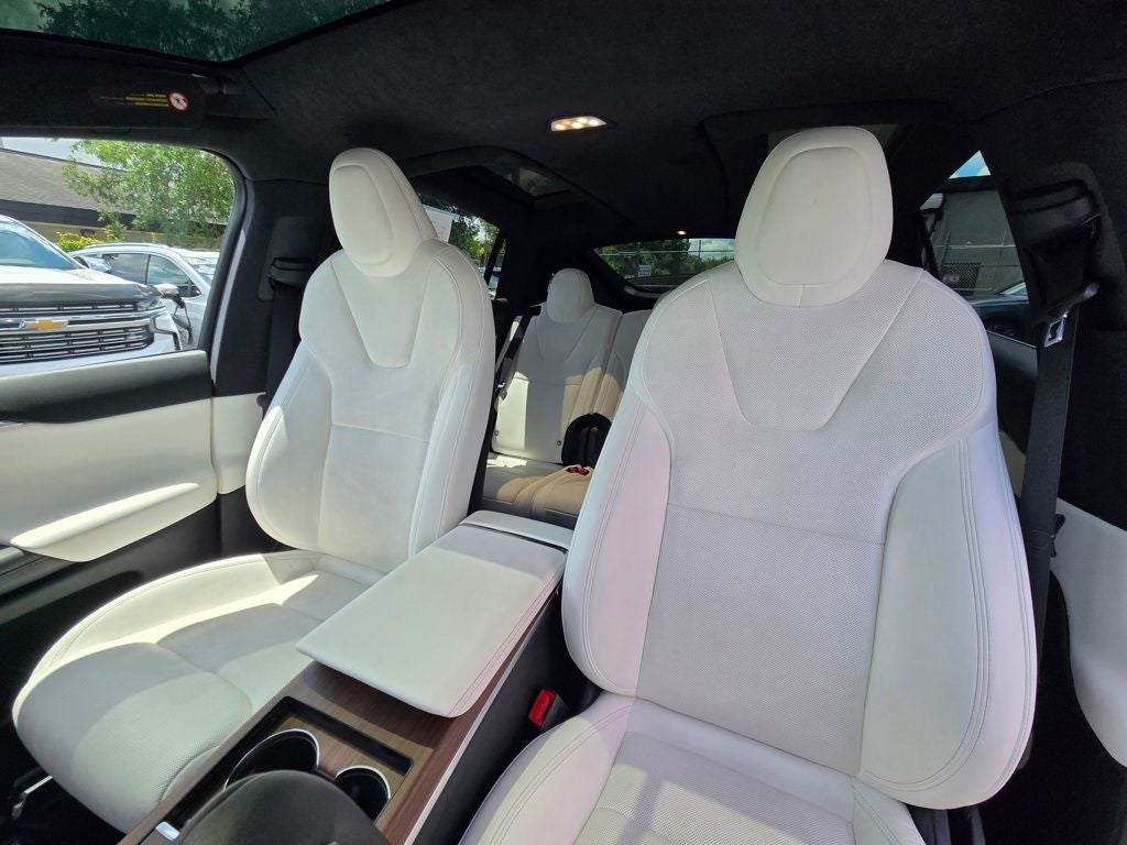 2022 Tesla Model X Base