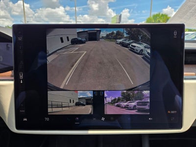 2022 Tesla Model X Base