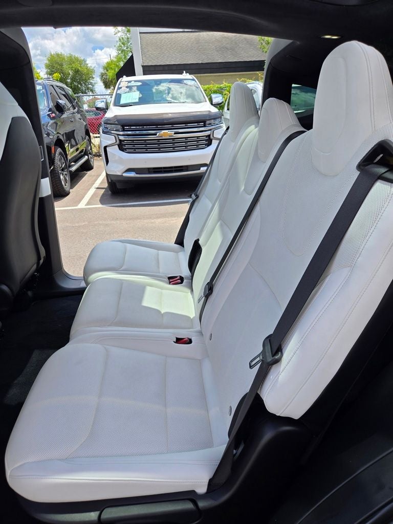 2022 Tesla Model X Base
