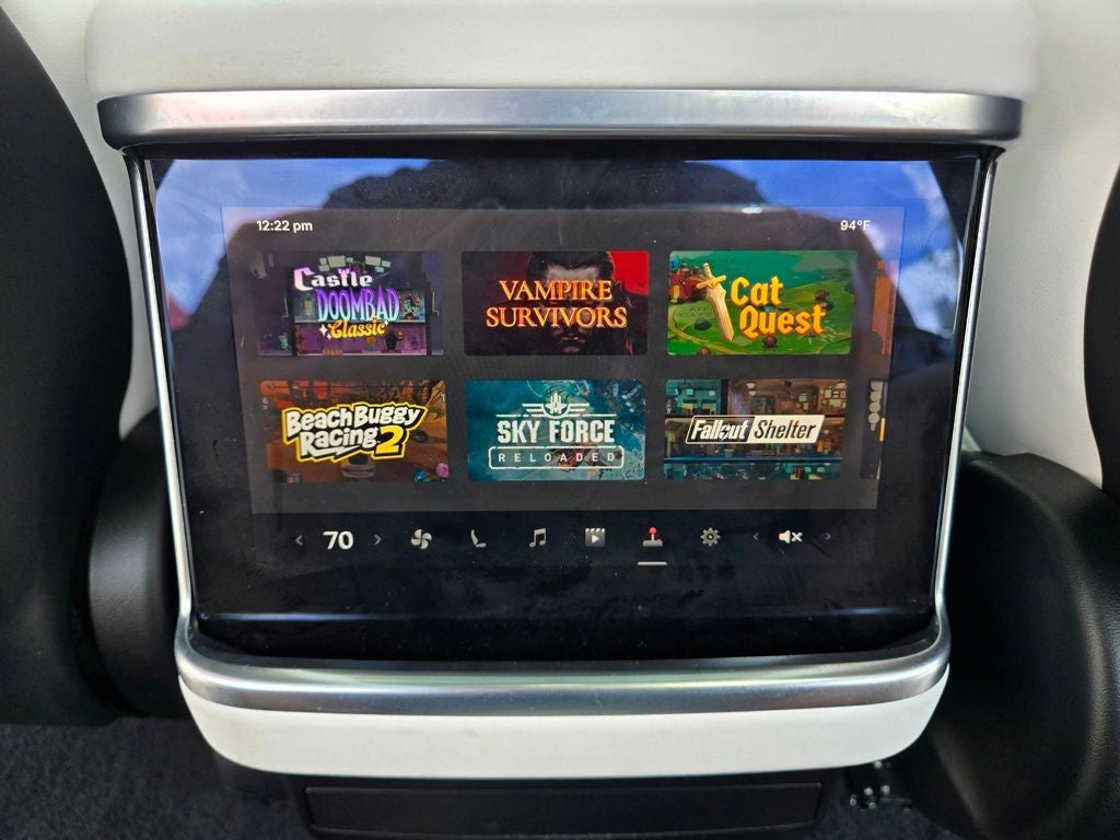 2022 Tesla Model X Base