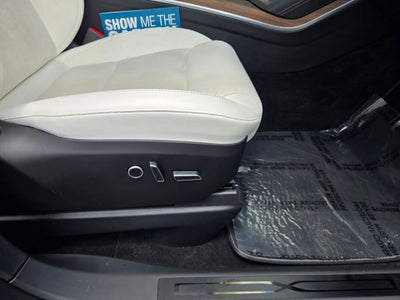 2022 Tesla Model X Base