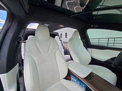 2022 Tesla Model X Base