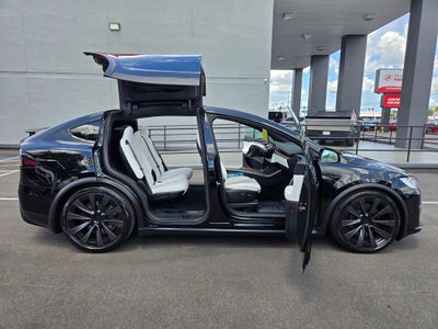 2022 Tesla Model X Base