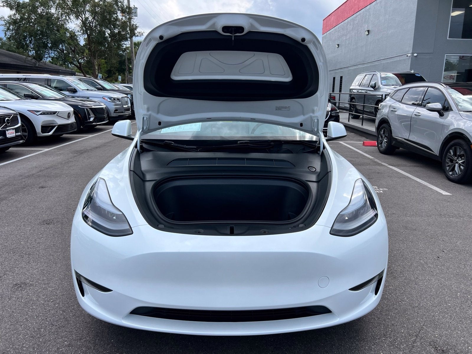 2025 Tesla Model Y Long Range