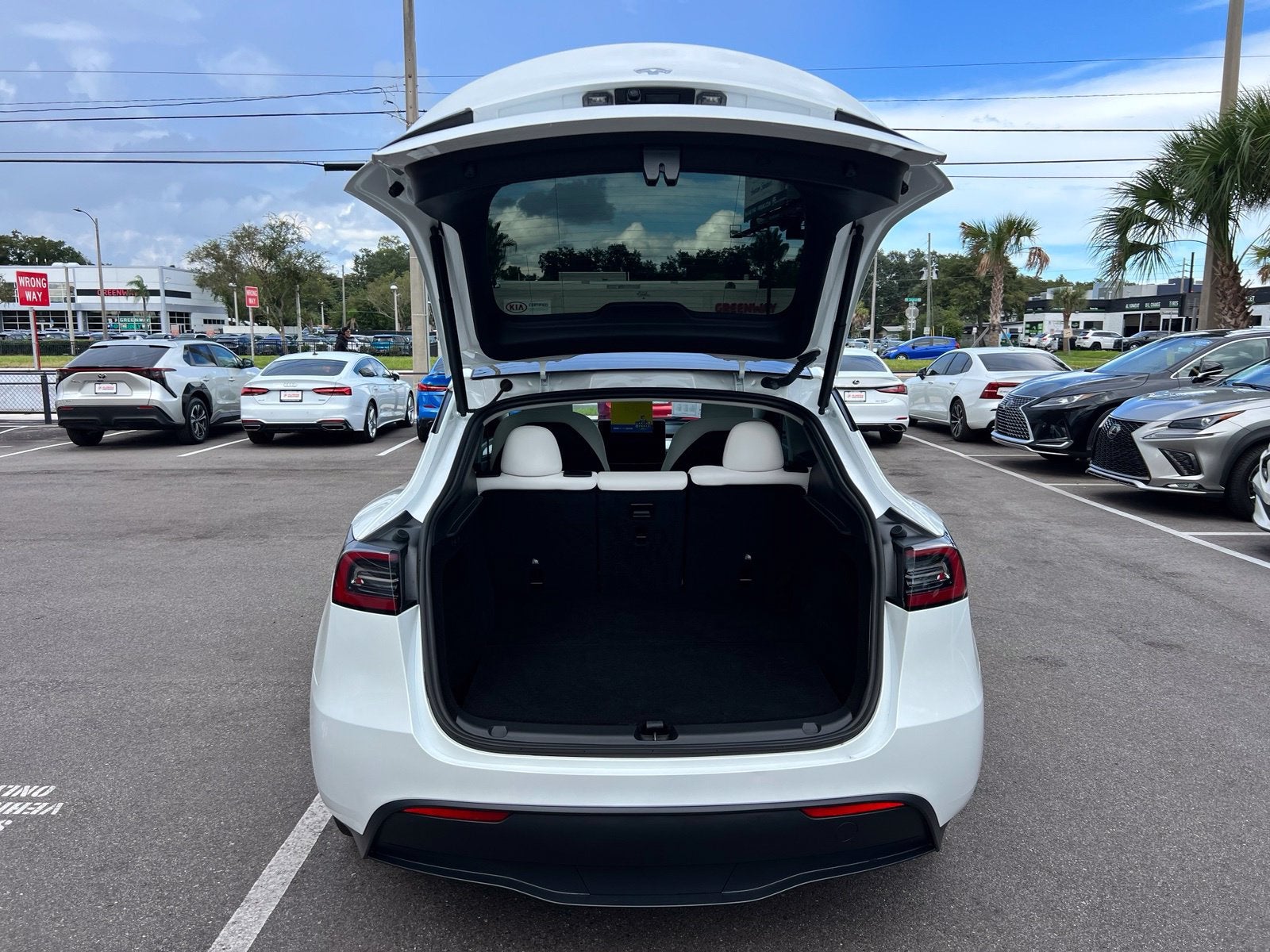 2025 Tesla Model Y Long Range