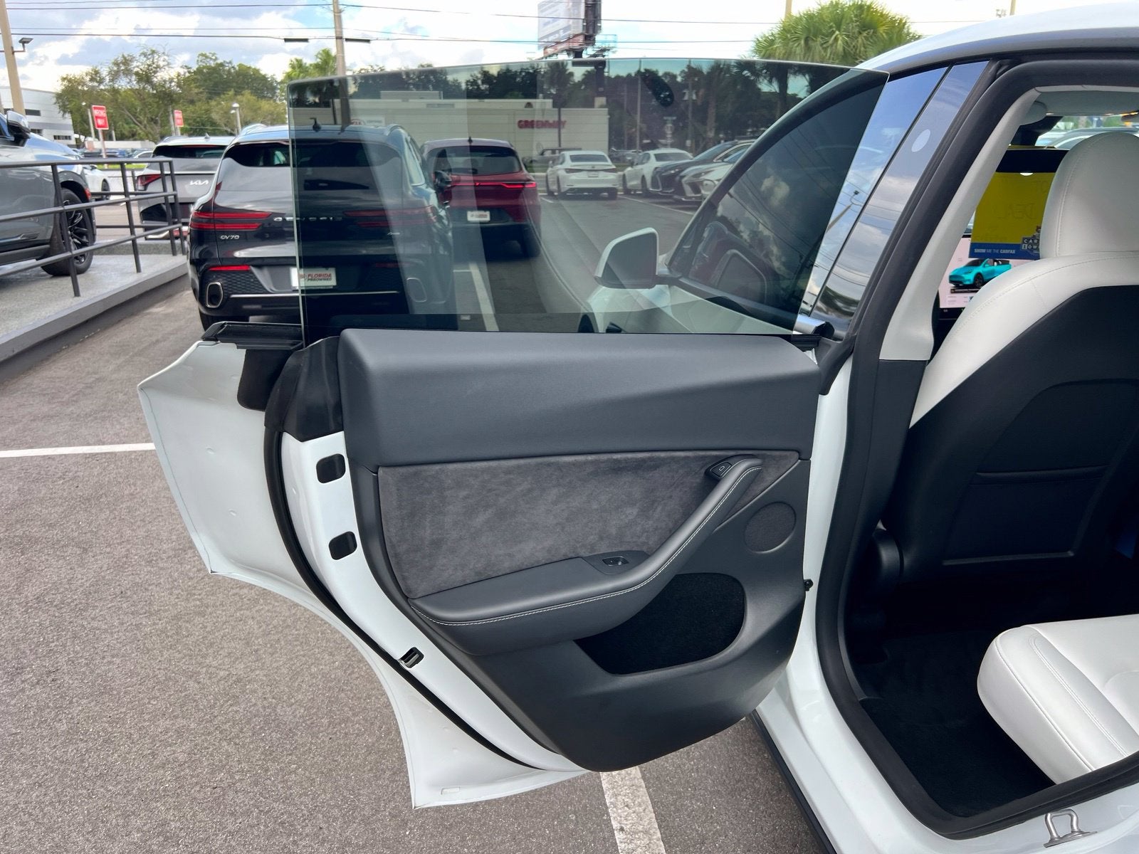 2025 Tesla Model Y Long Range