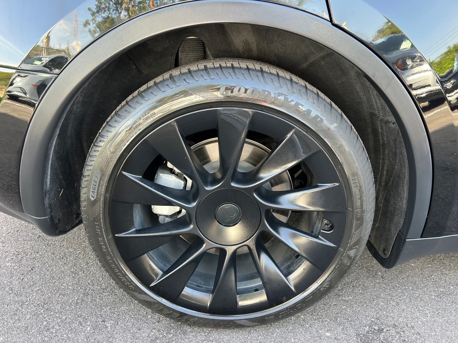 2023 Tesla Model Y Standard Range