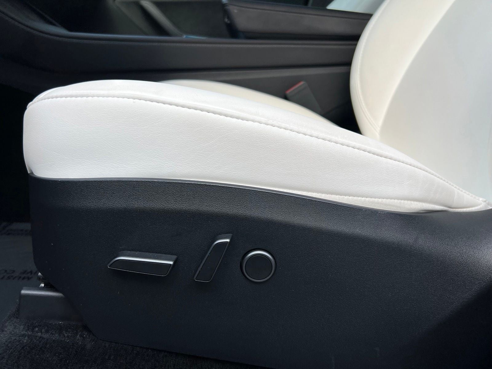 2023 Tesla Model Y Standard Range