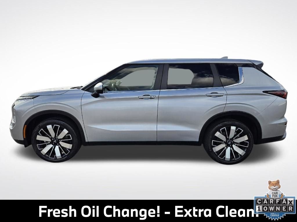 2025 Mitsubishi Outlander SE