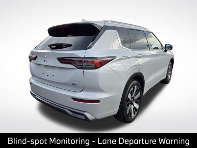 2025 Mitsubishi Outlander SEL