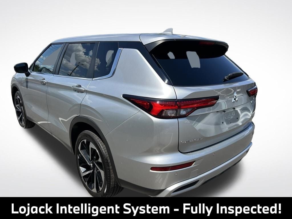 2023 Mitsubishi Outlander SE Special Edition