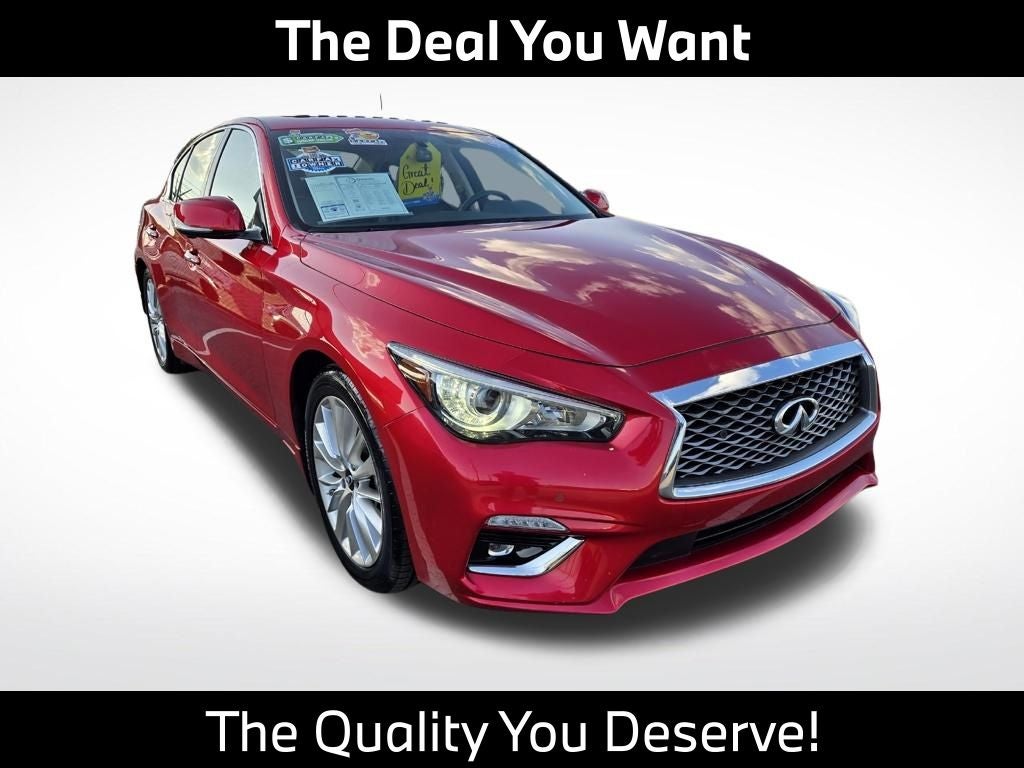 2023 INFINITI Q50 LUXE