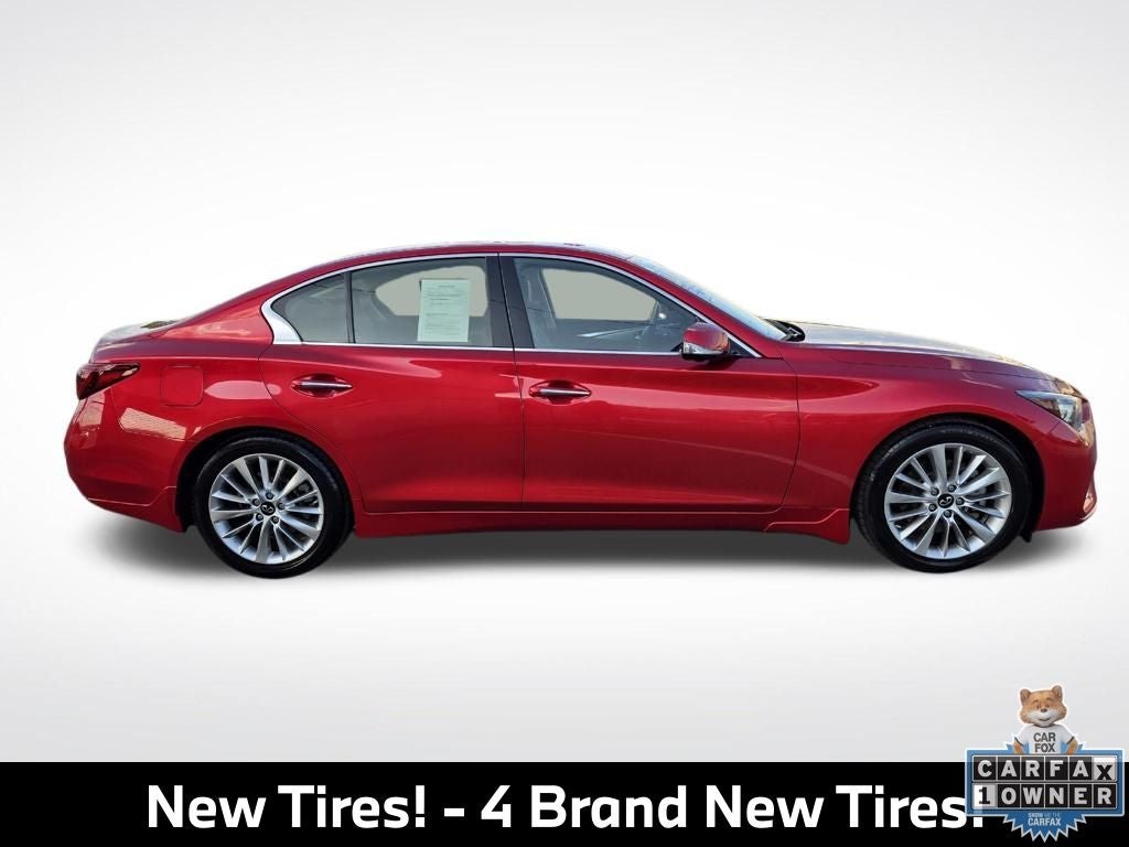 2023 INFINITI Q50 LUXE
