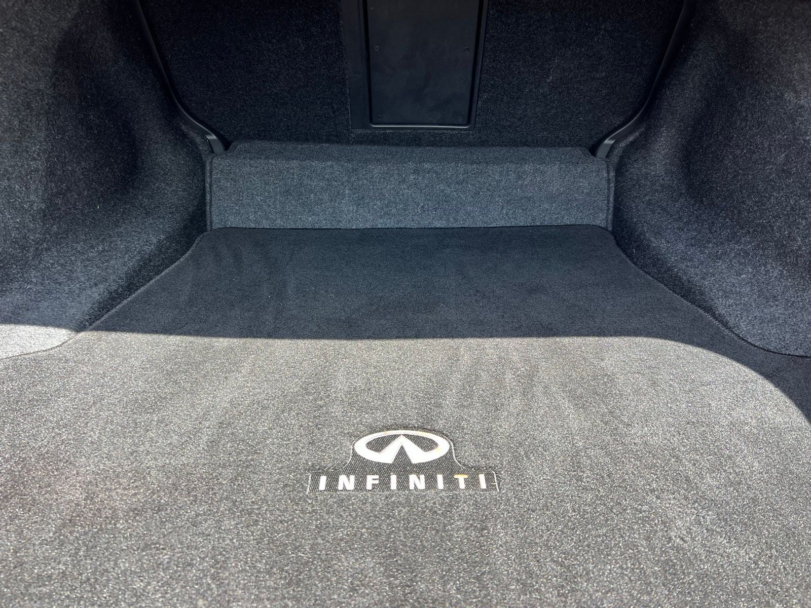 2022 INFINITI Q50 LUXE