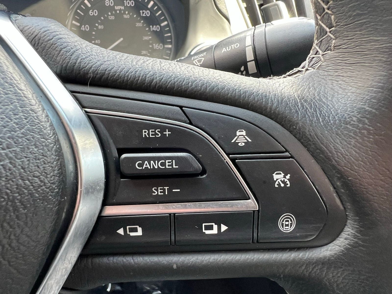 2022 INFINITI Q50 LUXE