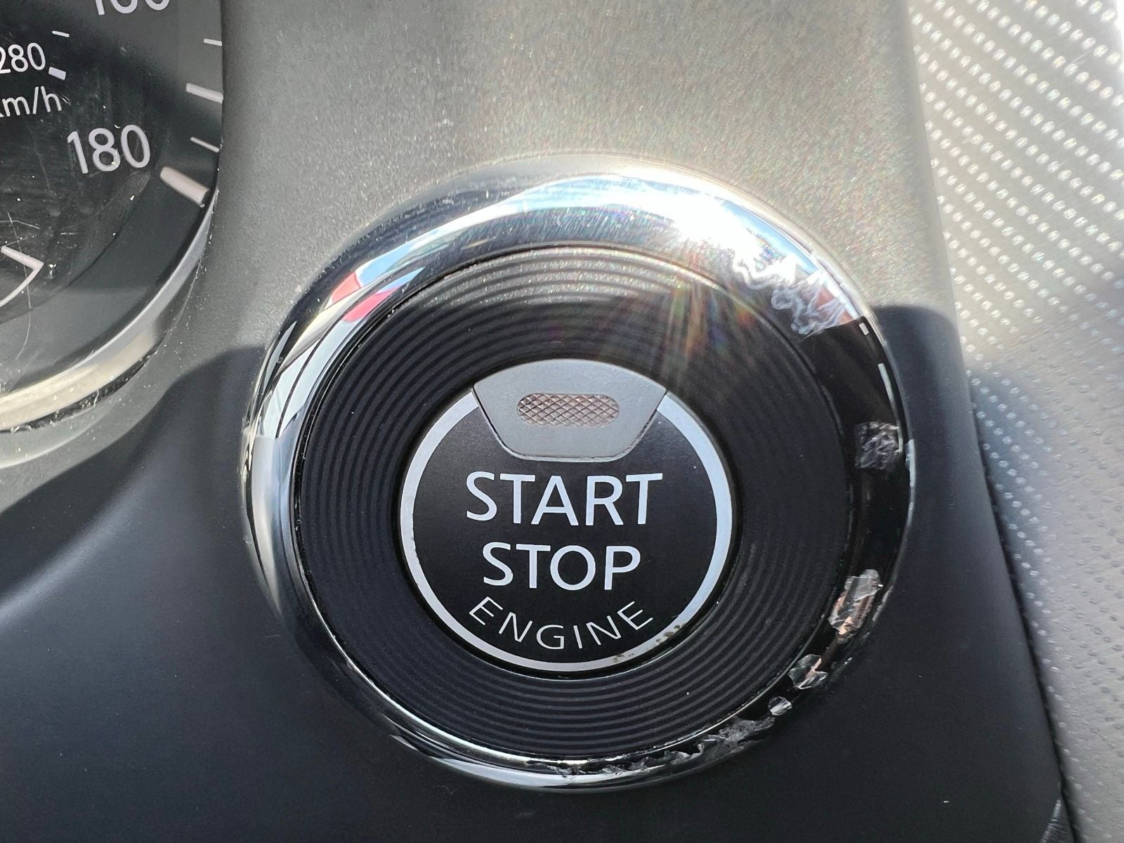 2022 INFINITI Q50 LUXE