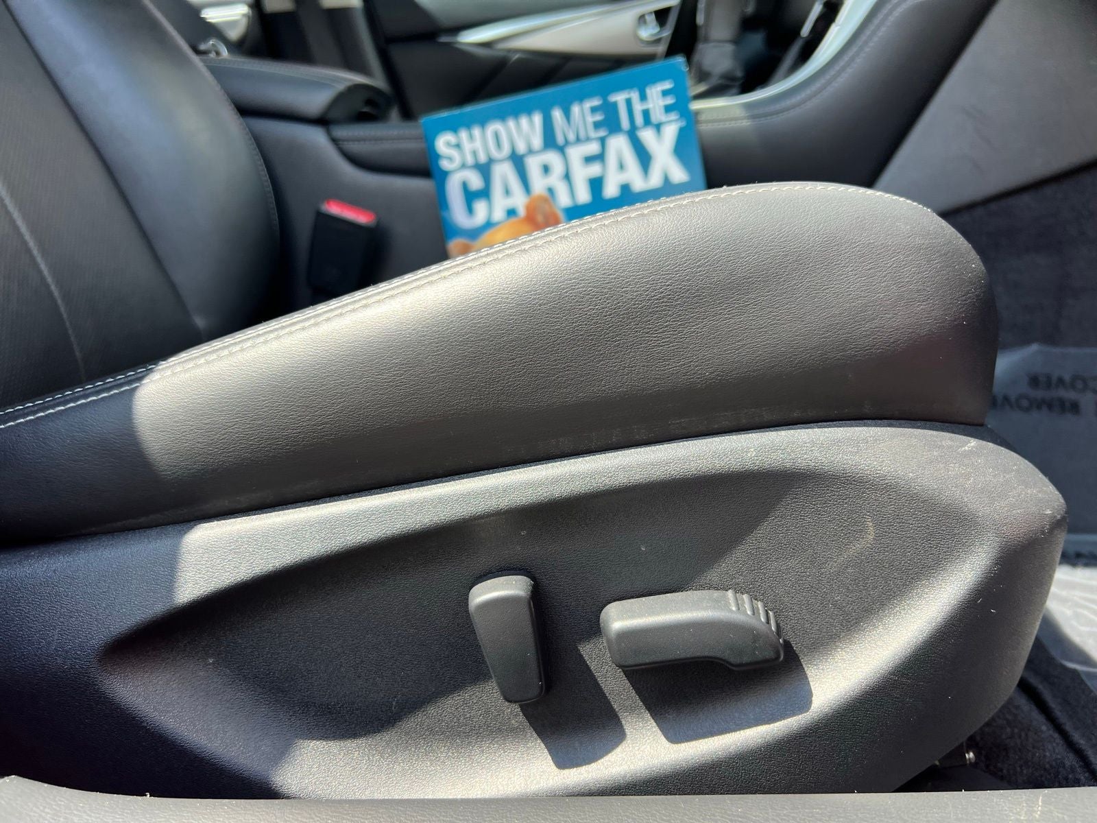 2022 INFINITI Q50 LUXE