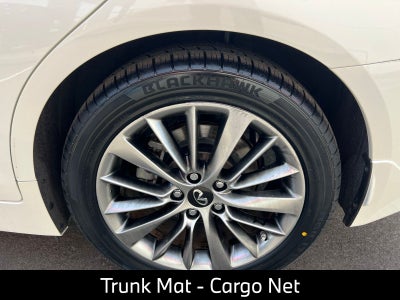 2023 INFINITI Q50 LUXE