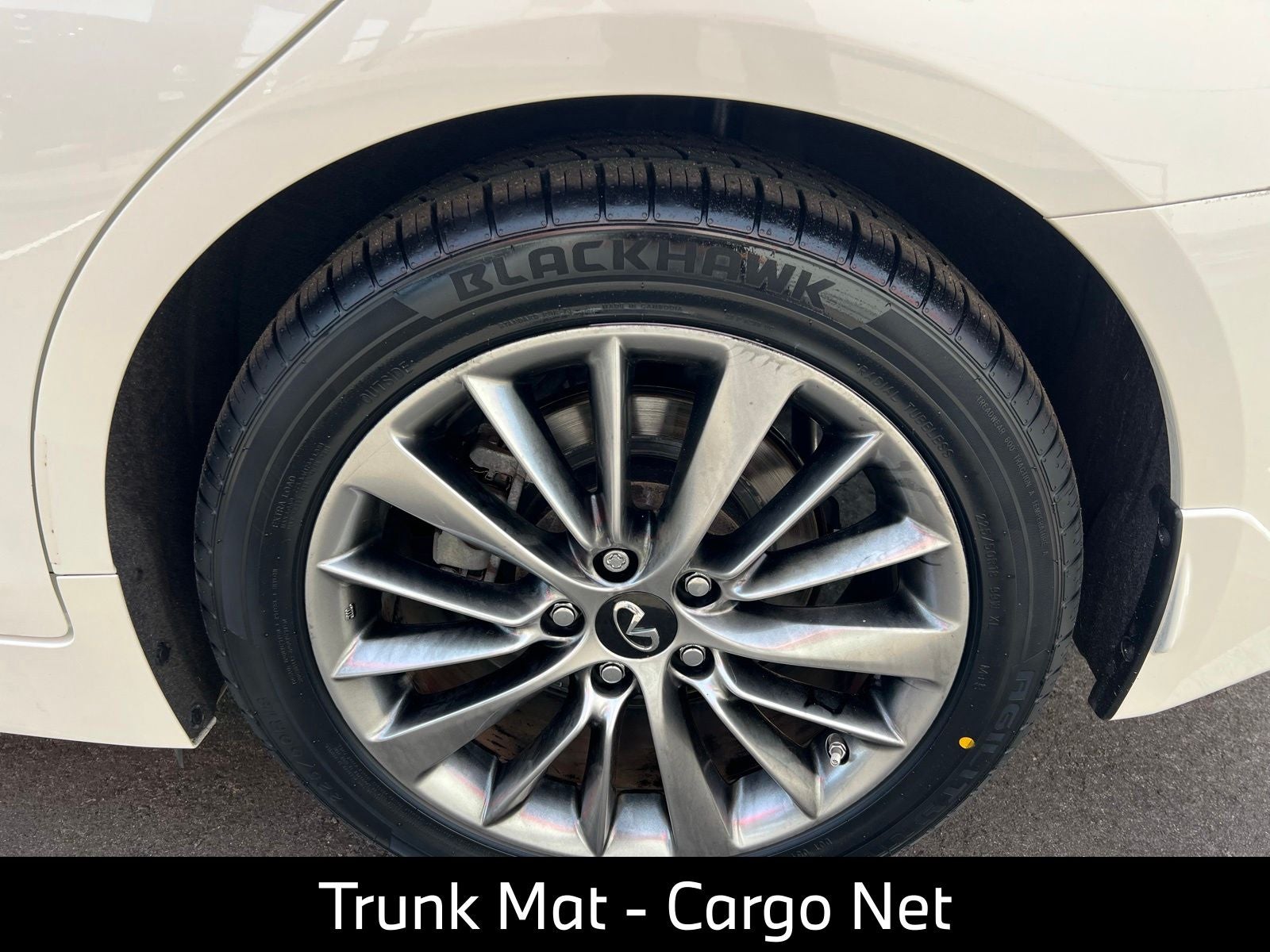 2023 INFINITI Q50 LUXE