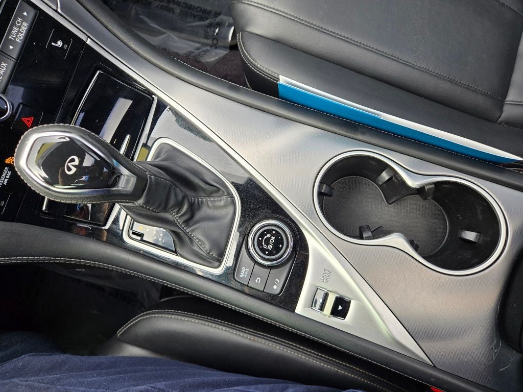 2019 INFINITI Q60 3.0t LUXE