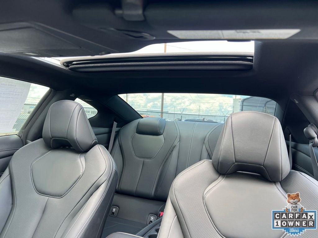 2022 INFINITI Q60 LUXE