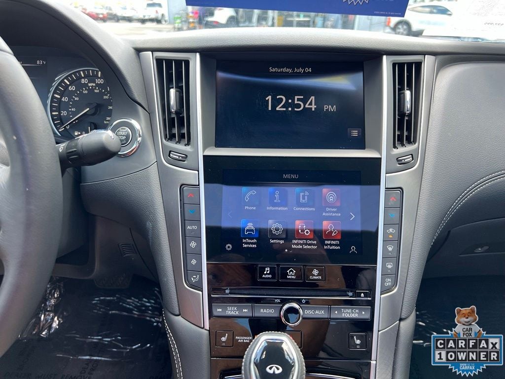 2022 INFINITI Q60 LUXE