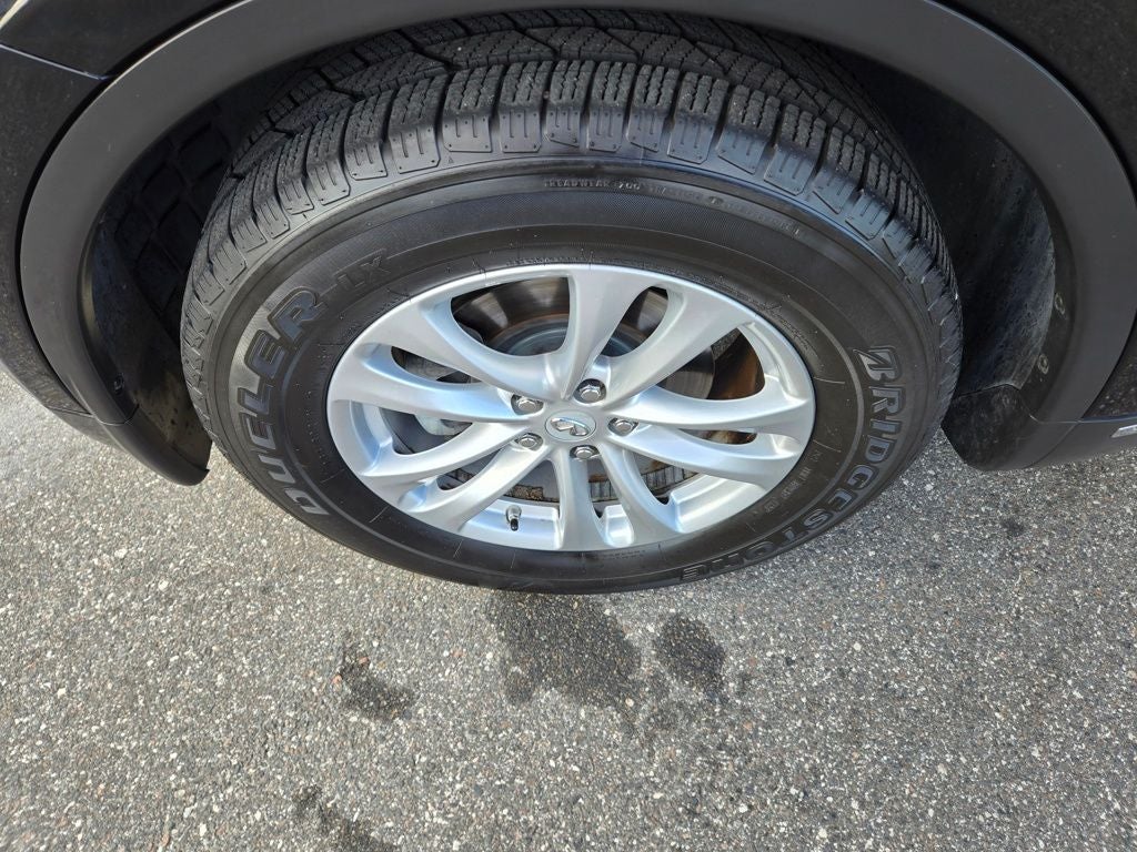 2017 INFINITI QX70 Base