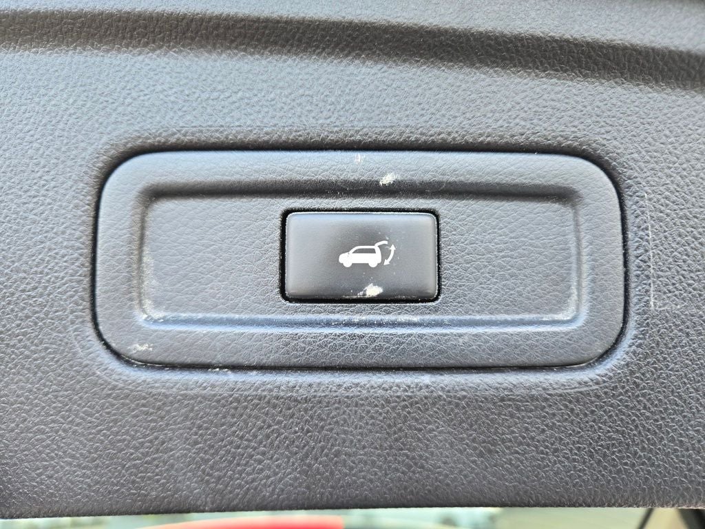 2017 INFINITI QX70 Base